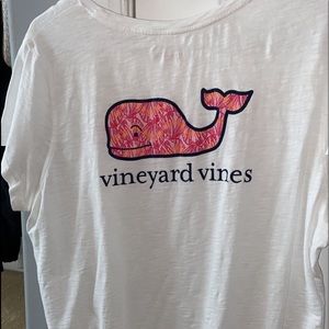 Vineyard Vines t-shirt